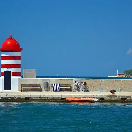 2 Bedrooms With Wifi At Zadar